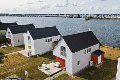 Image de Ferienhaus Lieblingsplatz by Seeblick Ferien Oro, direkte Wasserlage, Sauna