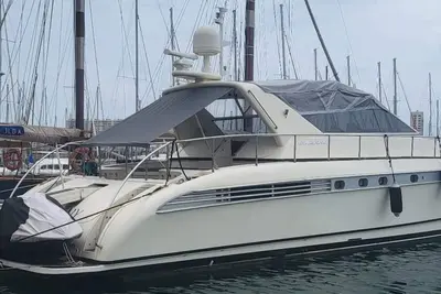 Image de Yacht dans la baie de St Tropez