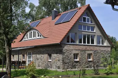 Image de Hexenhaus mit 120 m² auf 2 1/2 Ebenen für 6+2 Pers. , 3 Schlafzimmer, 2 Bäder