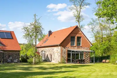 Image de Alte Scheune mit 116 m² für 8+2 Pers. , 3 Schlafzimmer, 3 Bäder, Sauna