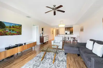 Image de Awesome condo | 3 Bed, 3 Bath