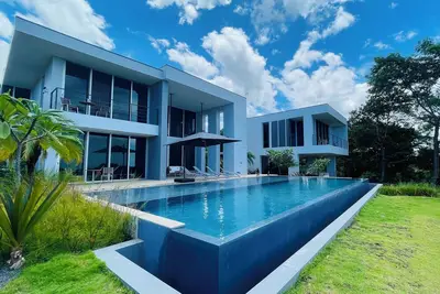 Image de Stunning Architecture meets Costa Rica Jungle Vibe