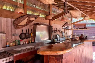 Image de Bungalow Cosy, Calme et Reposant Près du Lagon avec une vue sur le lagon