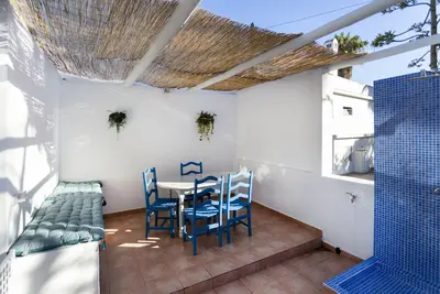 Image de Terrasse avec vue sur la rivière
