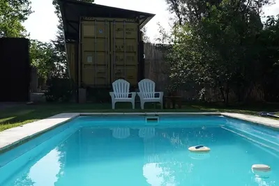 Image de Magnifique studio éco relaxant avec piscine