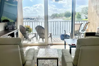 Image de Relaxing Condo with a beautiful view of Lake Conroe.