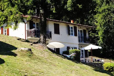 Image de Directly on the lake with panoramic views