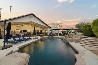 Image de Sweetwater: 5 bedroom Lux, Pool, Spa, Volley/B-Ball