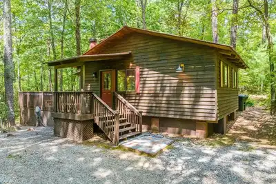 Image de Bear Ridge Cabin – Secluded Mountain Retreat Near Helen with Hot Tub & Fire Pit