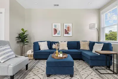 Image de The Pelican | Haven in Park Circle