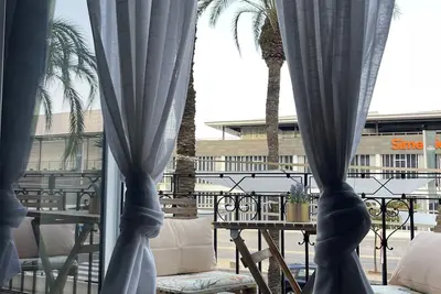 Spacious Private Apartment BuenaVista with Rooftop in Grao - Centrally Located