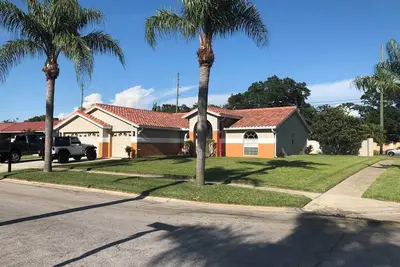 Image de Family home 5Min Honeymoon Island 20Min Clearwater Beach Boat friendly property