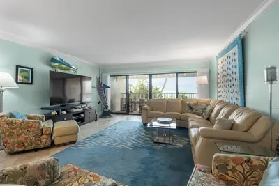 Image de Welcoming & Tropical Oceanfront 3bd/3bath Townhouse