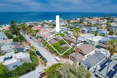 Image de 2 Houses * Steps to Windansea Beach * Dogs Ok