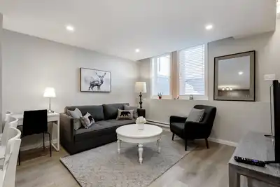 Image de Condo by South Health Campus