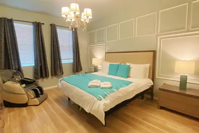 Image de Star War 3d Luxury 12br/11. 5ba Pool Villa! 15 Mins to Disney / Sleep 26