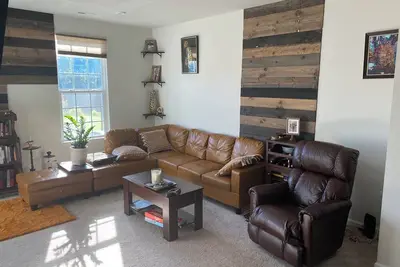 Image de Centrally located townhome in Durham. 10 mins from Downtown Durham & Rtp.