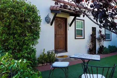 Image de Spanish Cottage in Kensington, San Diego
