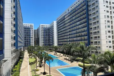 Image de 2br Poolview for 6-10 pax at Sea Residences Mall of Asia