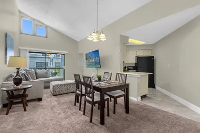 Image de Upstay - Family Condo at Ventura Golf Country Club
