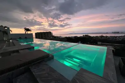 Image de Alas de Colibri in the Romantic Zone one-bedroom, two-bathroom apartment