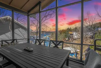 Image de Margaritaville Resort Tan-Tar-A Lakefront 3bd 3bath-New Spa kayaks & fireplace!