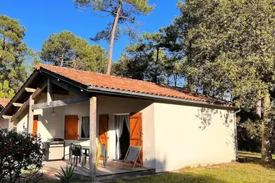 Image de Confortable Chalet de vacances avec piscine à 5 min de la plage d'Ondres