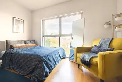 Image de Beautiful Modern Studio in Luxury Building