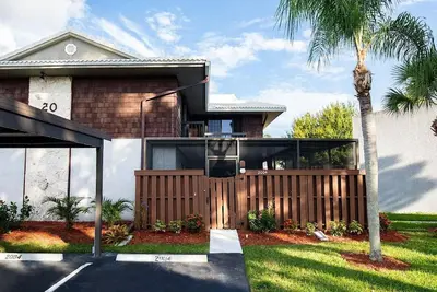 Image de Cozy Pet Friendly house in Port St Lucie! Near hospital and major stores