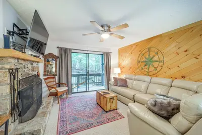 Image de Walk to Ski Lift: Beech Mountain Condo