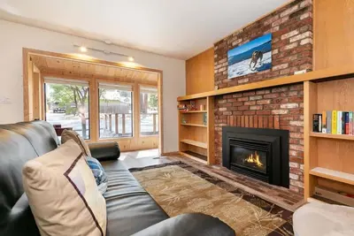 Image de Agate Bay 3bdr, Walking Distance to the Beach!