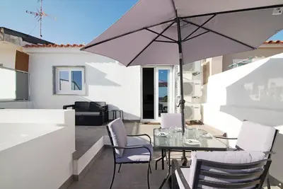 Image de Appartement \"Telmus Villa\" avec vue sur la mer, terrasse privée et Wi-Fi