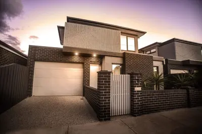Image de Raven West I Geelong Corporate or Holiday