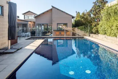 Image de Rockleigh Bay - Gas Heated Spa and Solar Heated Pool