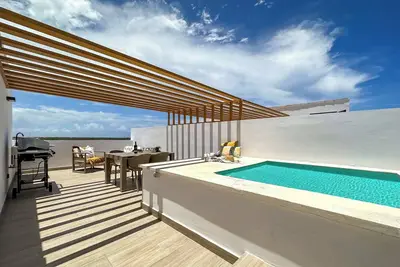 Image de Fantastic Penthouse located at Cocotal Golf Course!