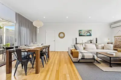 Image de The Beach Hideaway | 500m to Beach