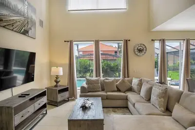 Image de 6br Family Villa Pool + Game Room/25min to Disney