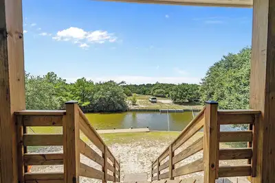 Image de Vacation Cottage – Enjoy 4wd Beach, Hottub, Wild Horses & Canalfront Views