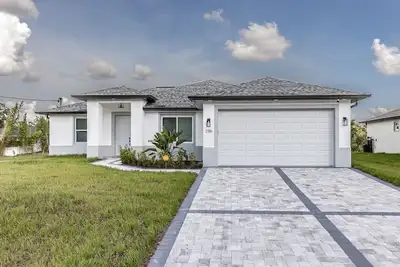 Image de Brand New Home near Warm Mineral Springs