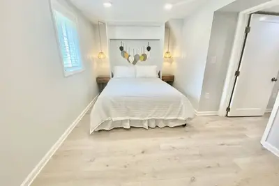 Image de Private Lower Level Apartment w/ Separate Entrance I 30 Day Minimum