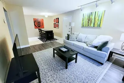 Image de 1br / 1b walking distance to Shands/Uf/Va, Pool!