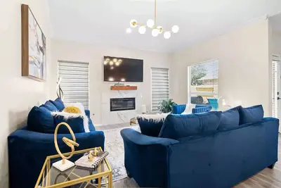 Image de Modern Spacious 5bd Home W Hot Tub Katy Tx