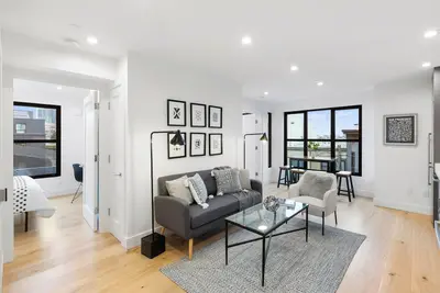 Image de Brand new Condo w Rooftop deck and A\/C - San Francisco Life Real Estate