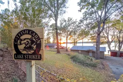 Image de Welcome to Catfish Cabin!
