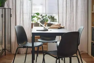 Image de Spacious, comfortable apartment for any group size in a great area near All. . . . .