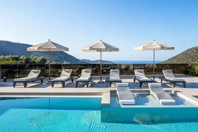 Image de Luxury Villa with Sea Views, Fire Pit & near beach