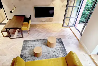 Image de Unique apartament in town center, patio and beautiful garden