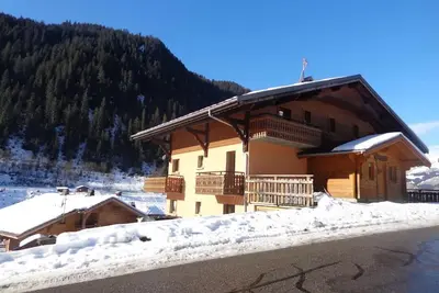 Image de Étage -2, terrasse, parking, télévision, 25m², Châtel