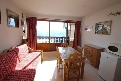 Image de À 300m des pistes de ski, 1er étage, vue montagne, balcon, télévision, 23m², Auris en Oisans