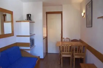 Image de 100m du centre station, 4ème étage, balcon, télévision, casier à ski, 17m², Tignes
